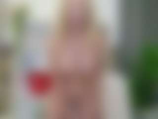 Live cam show with LadyLeea - Granny Dildo on Camsoda