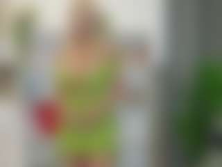 Live cam show with LadyLeea - Granny Blonde Hair on Uber Horny