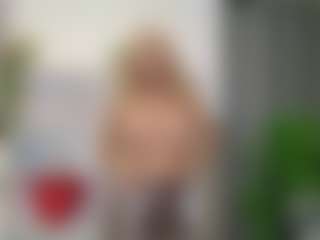 Live cam show with LadyLeea - Legs on Gym Cam Girls