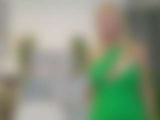 Live cam show with LadyLeea - Granny Dildo on slutload