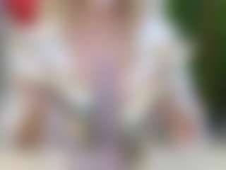 Live cam show with LadyLeea - Granny on Dolls Live