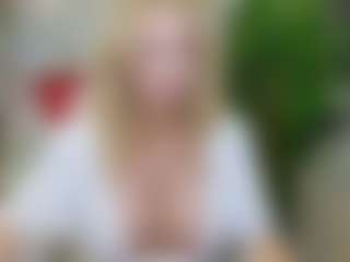 Live cam show with LadyLeea - Granny on AdultVida.com
