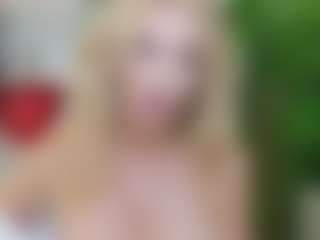 Live cam show with LadyLeea - Dildo Or Vibrator Granny on MyBangCams