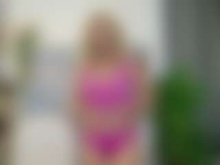 Live cam show with LadyLeea - Dildo Or Vibrator Granny on Streamer API