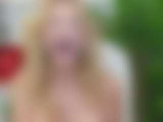 Live cam show with LadyLeea - Granny Big Tits on Fling VIP Chat