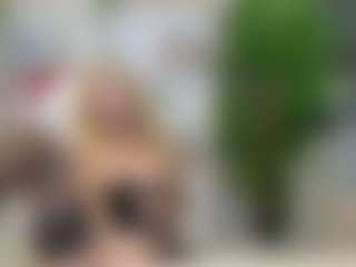 Live cam show with LadyLeea - Dildo Or Vibrator Granny on mypornchat.com