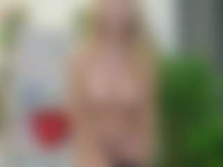 Live cam show with LadyLeea - Legs on anonymated.com