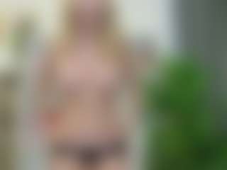 Live cam show with LadyLeea - Legs on LiveSexCams6
