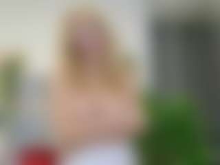 Live cam show with LadyLeea - Granny Dildo on live.xheat.ai