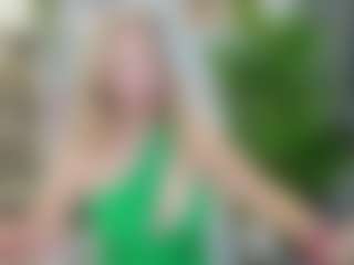 Live cam show with LadyLeea - Dildo Or Vibrator Granny on Hubzter Live