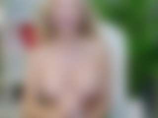 Live cam show with LadyLeea - Dildo Or Vibrator Granny on nudelive.tv