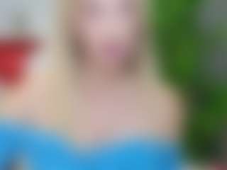 Live cam show with LadyLeea - Granny Blonde Hair on CamClone