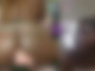 Live cam show with Alice-duperly - Black on Fling VIP Chat