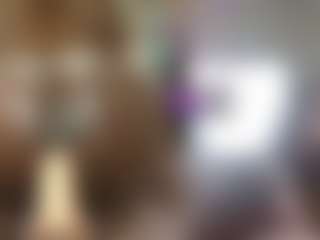 Live cam show with Alice-duperly - Ebony on friskycurves.com | colombia