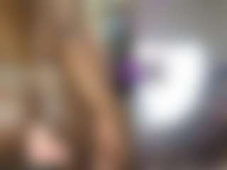 Live cam show with Alice-duperly - Ebony on Camming Site | colombia
