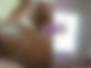 Live cam show with Alice-duperly - Shaved Pussy on Latina Girls