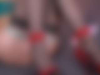 CindeFucknRella's Live Sex Cam Show