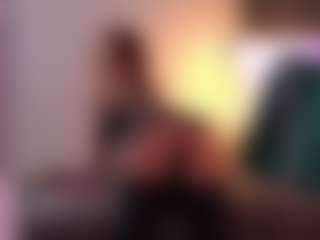 Live cam show with CindeFucknRella - Pantyhose on Free Soda