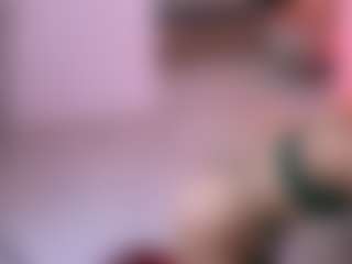 Live cam show with CindeFucknRella - Thin on nudelive.tv