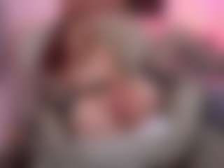 Live cam show with CindeFucknRella - Double Penetration on Free Soda