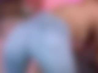Live cam show with CindeFucknRella - College on Camsoda