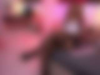 Live cam show with CindeFucknRella - Athletic Asshole on Streamer API