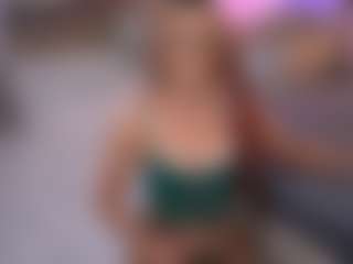 CindeFucknRella's Live Sex Cam Show