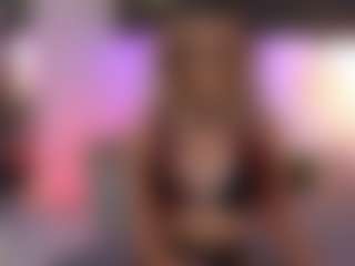Live cam show with CindeFucknRella - Smoking on live18s.com