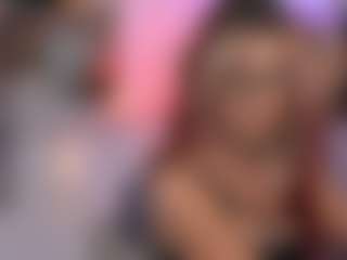 Live cam show with CindeFucknRella - Red Hair on Soda Cam