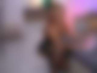 CindeFucknRella's Live Sex Cam Show