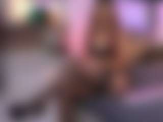 Show de cam en vivo con CindeFucknRella - College en Camsoda