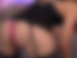 Live cam show with CindeFucknRella - Fingers on Camsoda