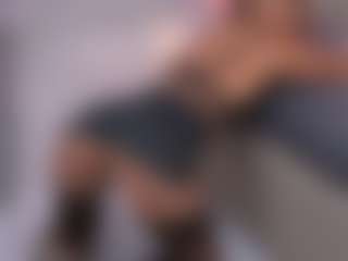 CindeFucknRella's Live Sex Cam Show