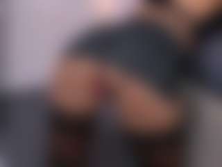 Live cam show with CindeFucknRella - Wet on Camsoda
