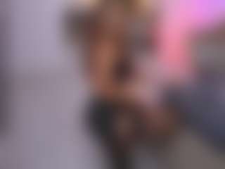 CindeFucknRella's Live Sex Cam Show