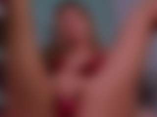 F1oraa's Live Sex Cam Show