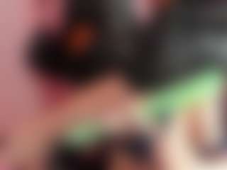 harleyqueen18's Live Sex Cam Show