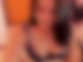 harleyqueen18's Live Sex Cam Show