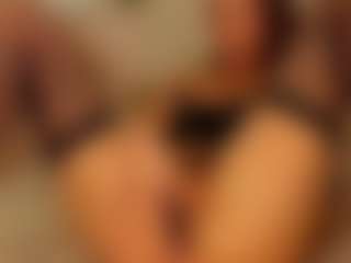 Live-Cam-Show mit MileyRius - Control auf Camsoda