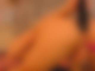 Live cam show with MileyRius - Ride on realtime-chat