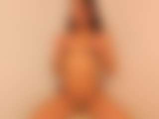 Live cam show with MileyRius - Strip Brown Hair on Streamer API