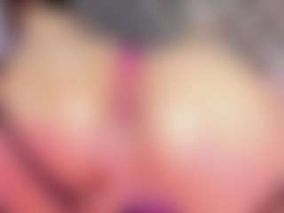 Live cam show with sabri9inches - Black Hair on Camsoda