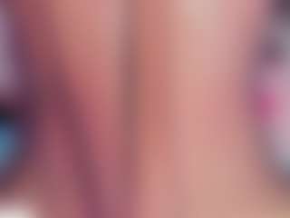 Live cam show with sabri9inches - White on Camsoda | colombia