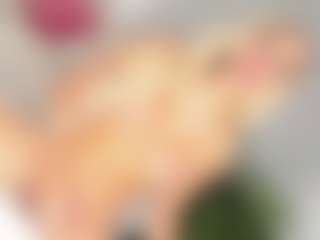 TheQueensHot's Live Sex Cam Show