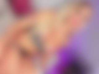 TheQueensHot's Live Sex Cam Show