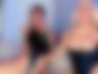 TheQueensHot's Live Sex Cam Show