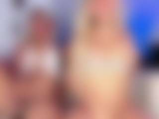 Live cam show with TheQueensHot - Tease on Hubzter Live