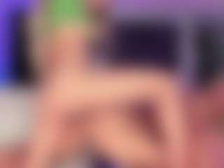 TheQueensHot's Live Sex Cam Show