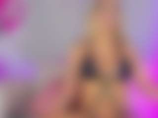 TheQueensHot's Live Sex Cam Show