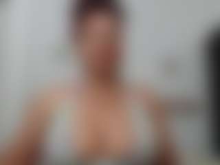 Live cam show with yosselin23 - Granny on SquirtSoMuch